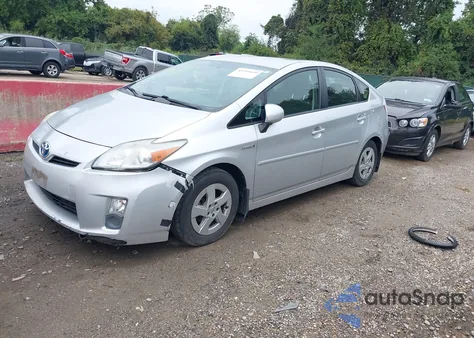 2011 Toyota Prius Three z USA, uszkodzony, nr VIN JTDKN3DU9B5327446